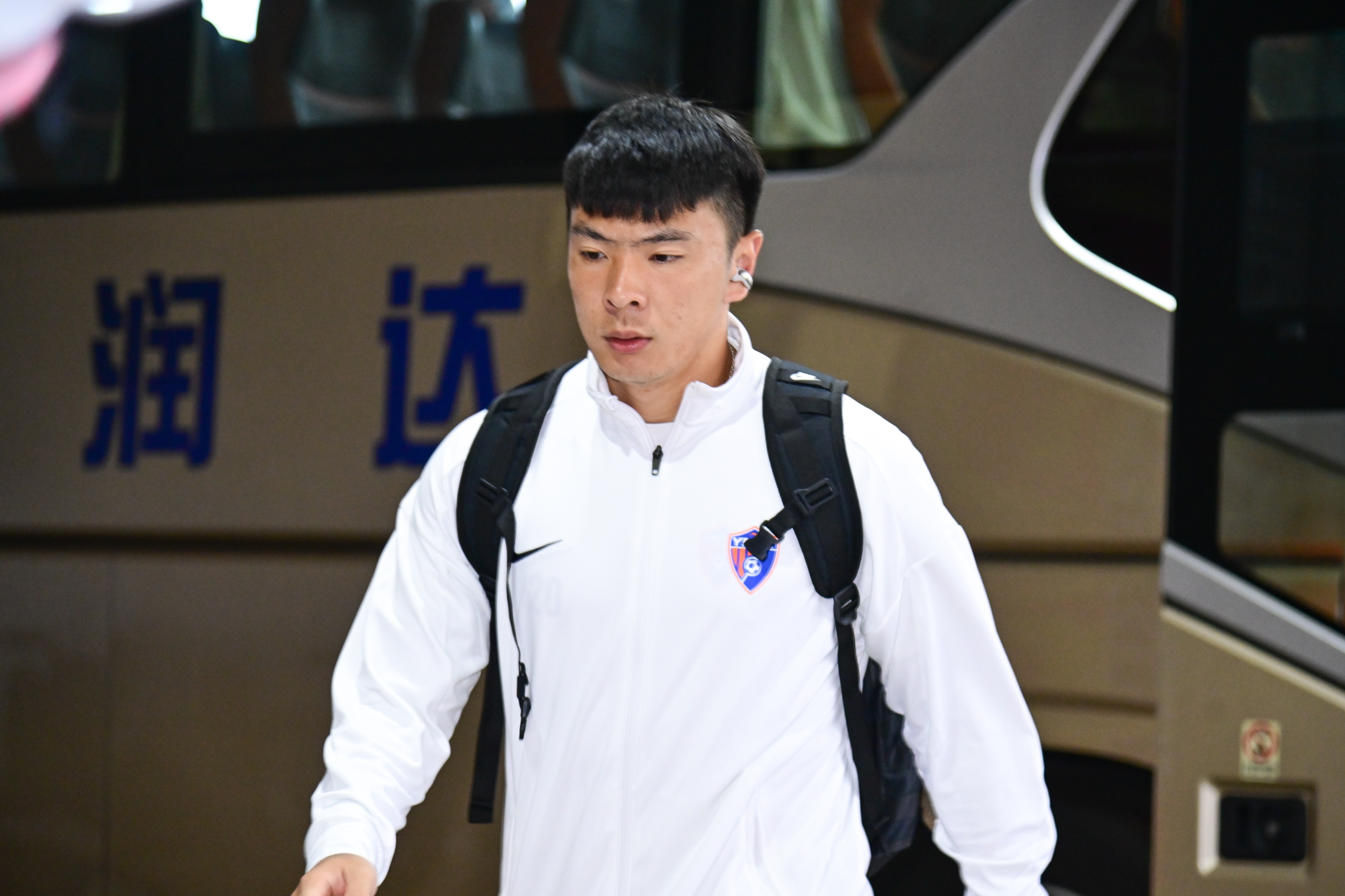本賽季出戰(zhàn)10場中超！博主：玉昆球員張宇峰將回歸亞泰