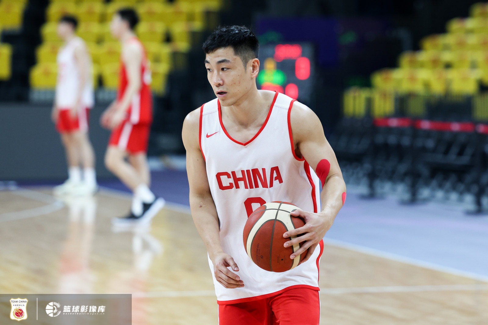 中國男籃帶高詩巖是正確的選擇 他的防守侵略性是球隊(duì)很需要的