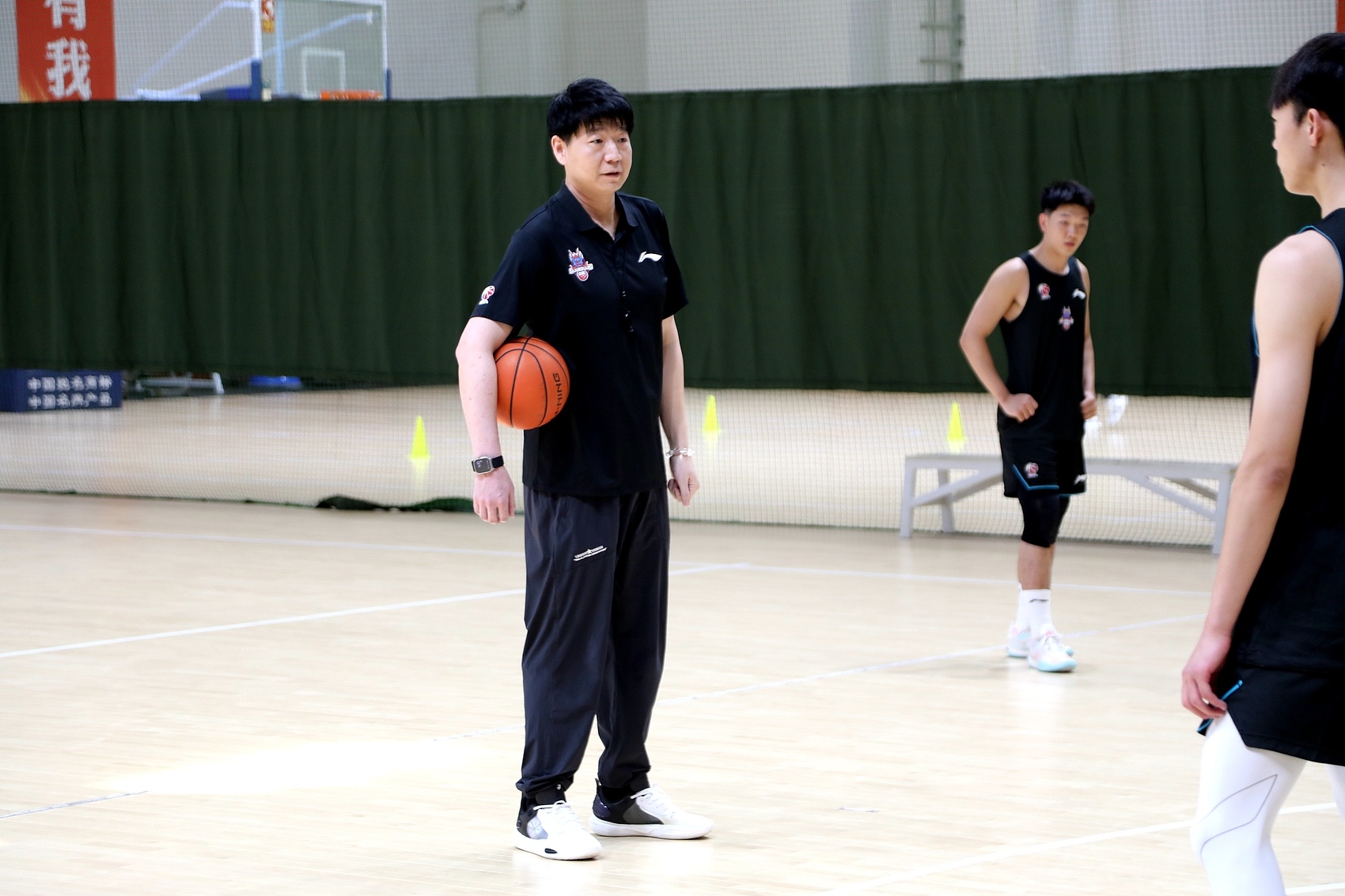媒體人：山東男籃今年會選五六名年輕球員進一線隊 一周內(nèi)確定