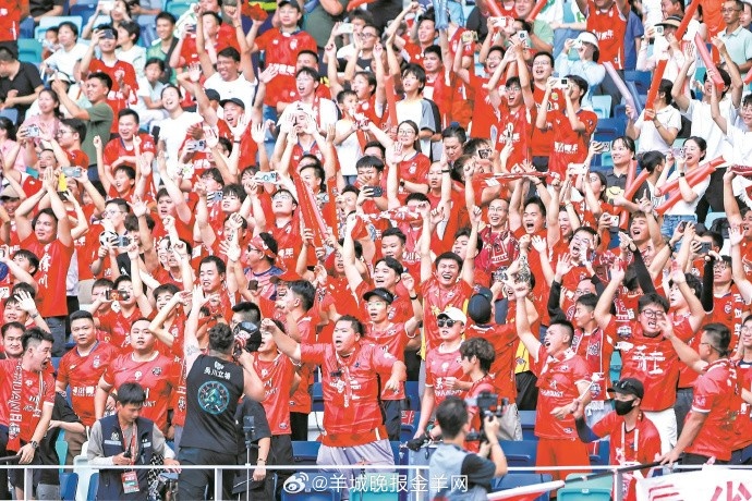 2025廣東省超開賽，2.5萬(wàn)球迷現(xiàn)場(chǎng)觀戰(zhàn)揭幕戰(zhàn)